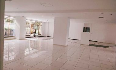 LOCAL EN ARRIENDO 106 M2 CARRERA SÉPTIMA