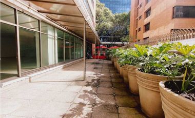 LOCAL EN ARRIENDO 106 M2 CARRERA SÉPTIMA