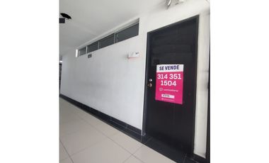 Vendo Oficina en el Centro Comercial Estación Niquia