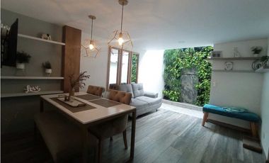 Casa Unifamiliar en Venta en Campo Amor, Medellín