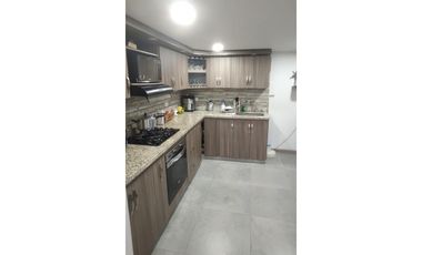 Casa Unifamiliar en Venta en Campo Amor, Medellín