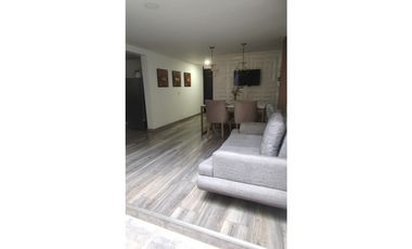 Casa Unifamiliar en Venta en Campo Amor, Medellín