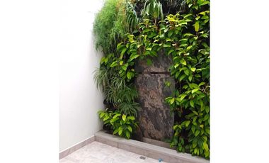 Casa Unifamiliar en Venta en Campo Amor, Medellín