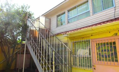 Se Vende amplia Casa Comercial en Quilicura
