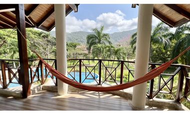 CASA CAMPESTRE EN VENTA EN  SANTA MARTA -CABAÑA EN VENTA EN LA SIERRA NEVADA