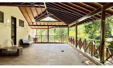 CASA CAMPESTRE EN VENTA EN  SANTA MARTA -CABAÑA EN VENTA EN LA SIERRA NEVADA