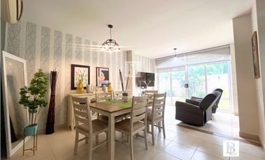 VENTA CASA REMODELADA EN PH VERSALLES [6)