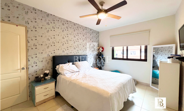 VENTA CASA REMODELADA EN PH VERSALLES [6)