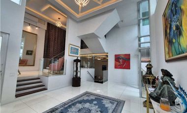 VENTA Y ALQUILER DE CASA  ALTOS DEL GOLF PH MINIMAL HOUSES 640M2 JP