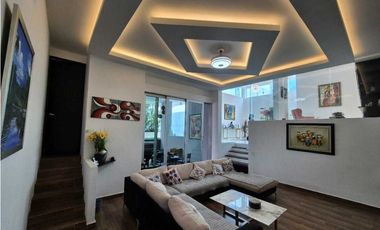 VENTA Y ALQUILER DE CASA  ALTOS DEL GOLF PH MINIMAL HOUSES 640M2 JP