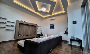 VENTA Y ALQUILER DE CASA  ALTOS DEL GOLF PH MINIMAL HOUSES 640M2 JP