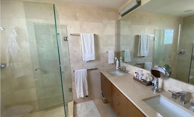 Venta y Alquiler de apartamento en PH Greenview - Santa María (AA)