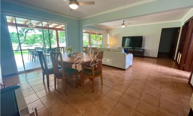 DECAMERON TOWNHOUSE AMOBLADO EN ALQUILER, FARALLÓN (6)