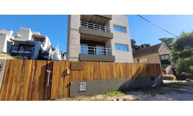 Departamento 3 amb- con Pileta-Cochera