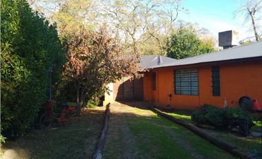 CASA EN EL BARRIO 