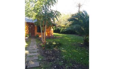 CASA EN EL BARRIO 