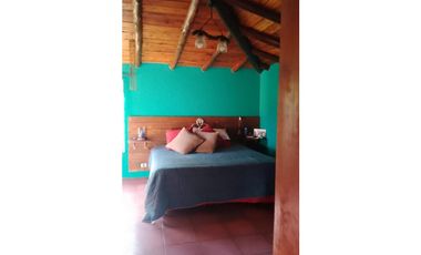 CASA EN EL BARRIO 