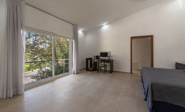 CASA EN VENTA Y  RENTA EN CLUB DE GOLF LAS LOMAS.