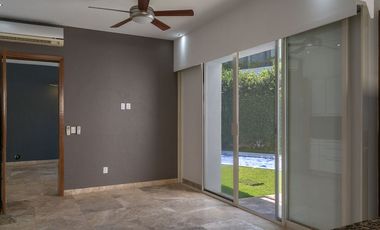 CASA EN VENTA Y  RENTA EN CLUB DE GOLF LAS LOMAS.