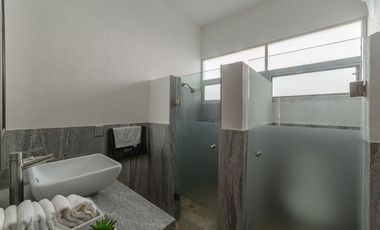 CASA EN VENTA Y  RENTA EN CLUB DE GOLF LAS LOMAS.
