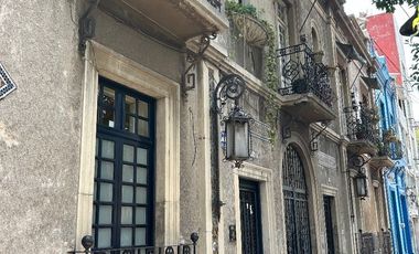 Casa única remodelada en la calle de Xalapa,colonia Roma Condominio horizontal