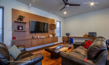 CASA DE LUJO CON ALBERCA EN VENTA ZONA ANDARES