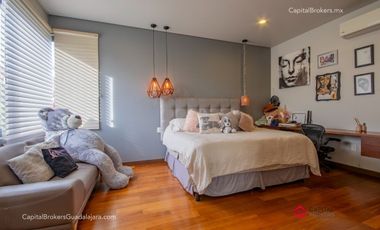 CASA DE LUJO CON ALBERCA EN VENTA ZONA ANDARES
