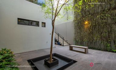 CASA DE LUJO CON ALBERCA EN VENTA ZONA ANDARES