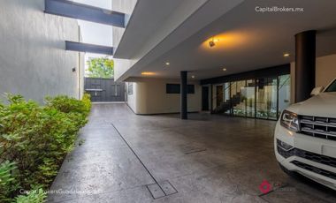 CASA DE LUJO CON ALBERCA EN VENTA ZONA ANDARES