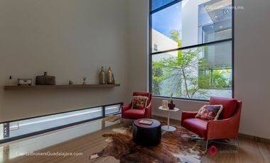 CASA DE LUJO CON ALBERCA EN VENTA ZONA ANDARES
