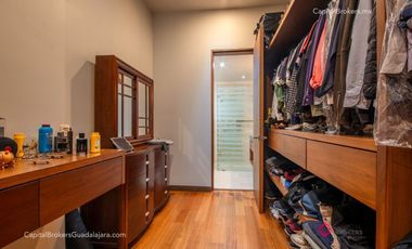 CASA DE LUJO CON ALBERCA EN VENTA ZONA ANDARES