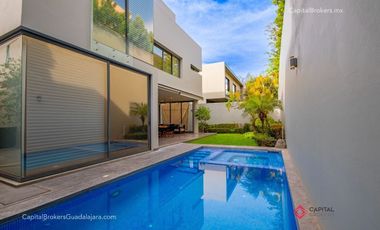 CASA DE LUJO CON ALBERCA EN VENTA ZONA ANDARES