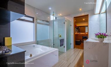 CASA DE LUJO CON ALBERCA EN VENTA ZONA ANDARES