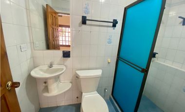 SE ARRIENDA AMPLIA CASA EN EL BARRIO EL PRADO, SANTA MARTA