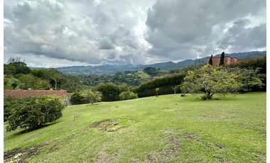 Venta de Lote en el Retiro