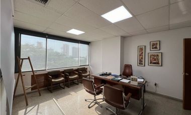 Se arrienda oficina en CC Prado Plaza, Santa Marta