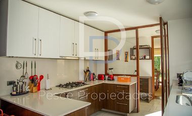 MARAVILLOSA CASA MEDITERRÁNEA EN CONDOMINIO