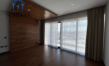 Residencia en venta con elevador en Bosques del San Francisco