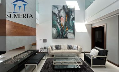 Residencia en venta con elevador en Bosques del San Francisco