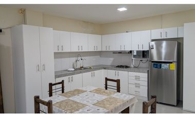 En renta departamento cerca de la Universidad ULEAM Manta Ecuador.