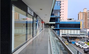 ALQUILER LOCAL 72m2 VIA PORRAS ROYAL BLUE PLAZA CON ACABADOS