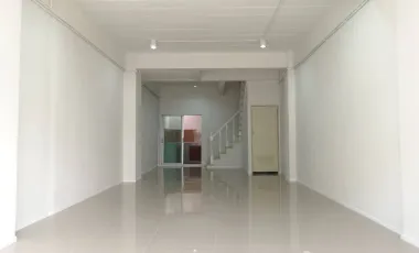 2 Bedroom Townhouse for sale at Baan Romyen 2