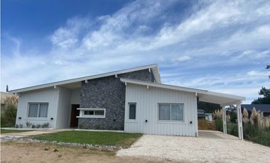 CASA EN VENTA COSTA ESMERALDA- LOTE 261 ECUESTRE