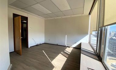 Oficina en Venta en Edificio Santiago Centro / Paseo Ahumada