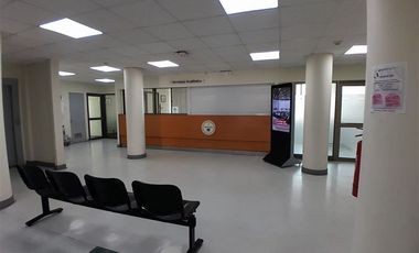 Local Comercial en Arriendo en huerfanos 1840