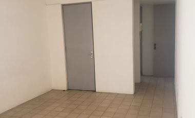 EDIFICIO COMERCIAL EN VENTA CON BODEGA Y DEPARTAMENTOS  GUADALAJARA CENTRO