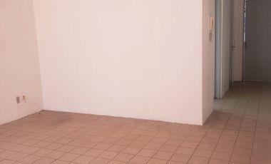 EDIFICIO COMERCIAL EN VENTA CON BODEGA Y DEPARTAMENTOS  GUADALAJARA CENTRO