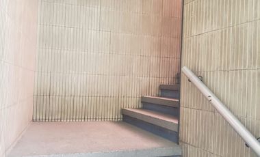 EDIFICIO COMERCIAL EN VENTA CON BODEGA Y DEPARTAMENTOS  GUADALAJARA CENTRO