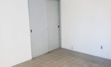 EDIFICIO COMERCIAL EN VENTA CON BODEGA Y DEPARTAMENTOS  GUADALAJARA CENTRO