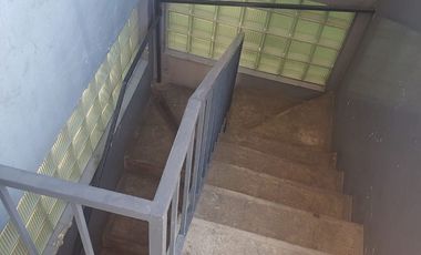 EDIFICIO COMERCIAL EN VENTA CON BODEGA Y DEPARTAMENTOS  GUADALAJARA CENTRO